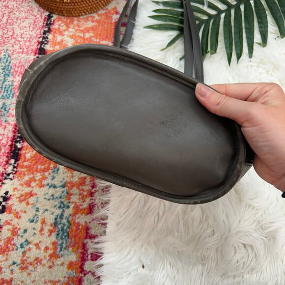 Vintage 90s Coach Gray Leather Tribeca Slim Bucket Shoulder Bag Purse - Picture 5 of 8